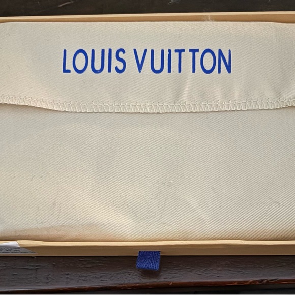 Louis Vuitton Gold Chain Brown Monogram Clutch - Picture 6 of 8